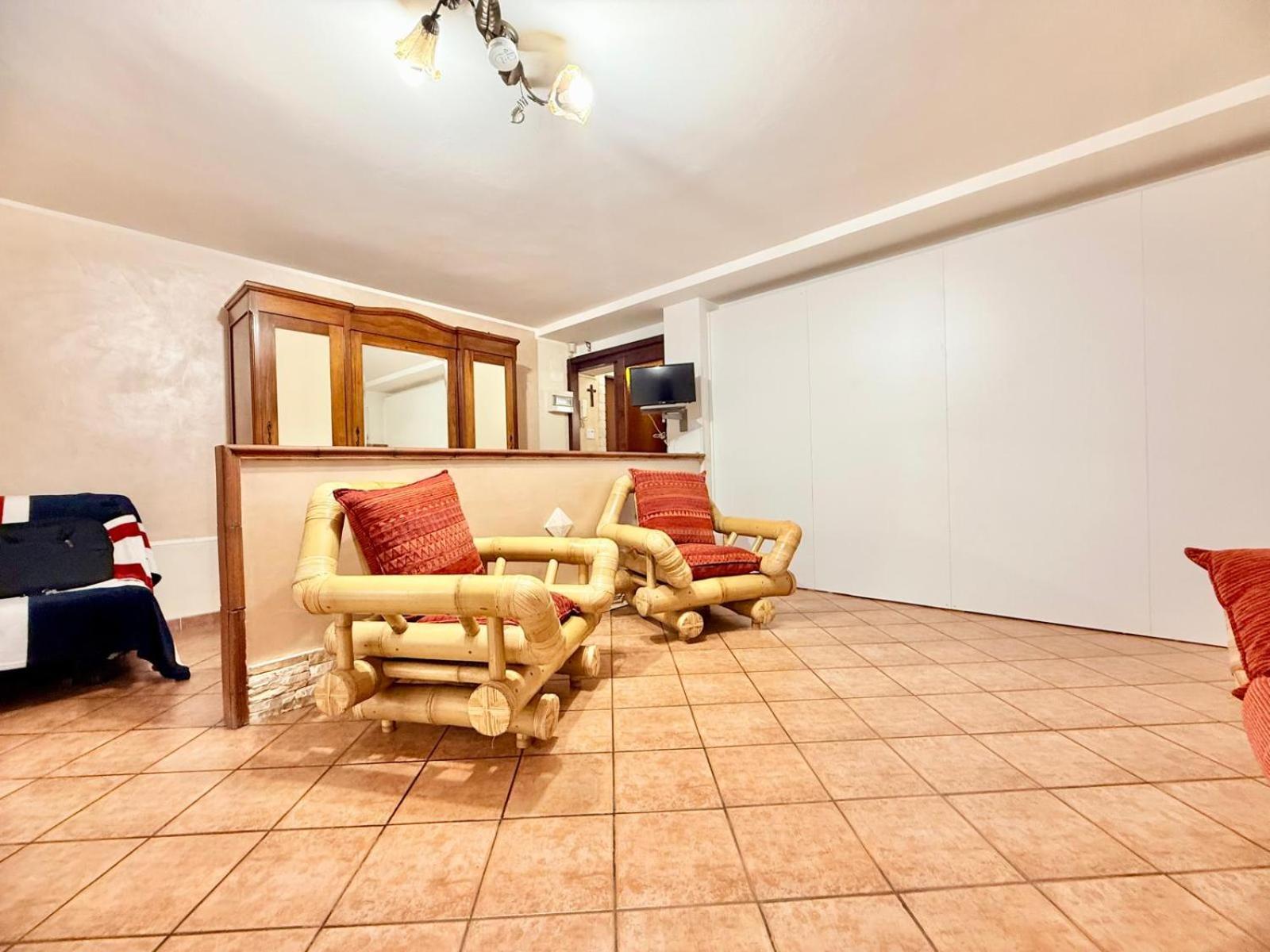 Open Space Littoria Latina Exterior photo